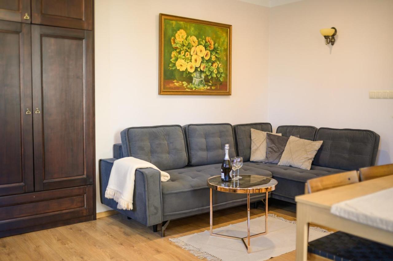 Oskar Apartment