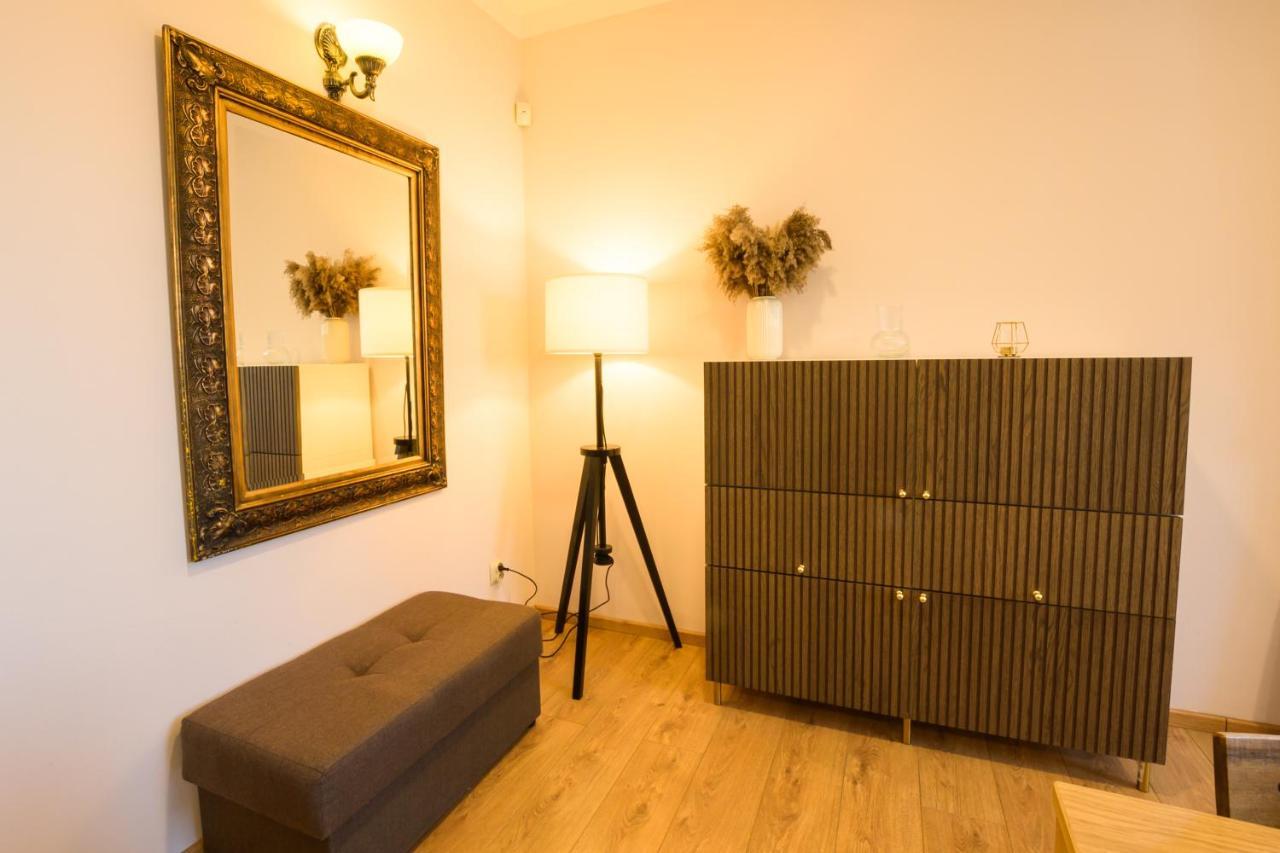 Oskar Apartment *